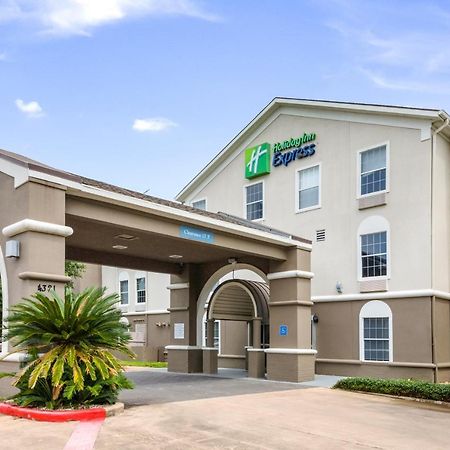 Holiday Inn Express Hotel & Suites Columbus By Ihg Exterior photo
